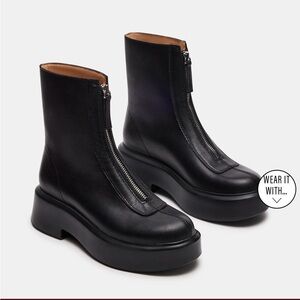 Steve Madden Jones Black Zippered Ankle Booties